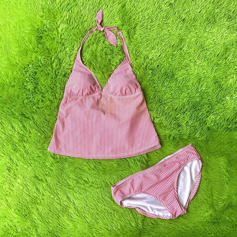 Peaches n’ cream sucker halter tankini set by Isaac Mizrahi - Picture 1 of 4